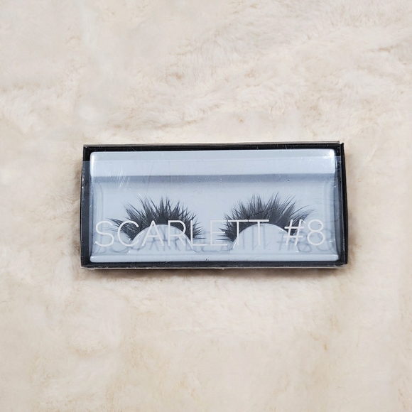 Brand New Huda Lashes Scarlett #8 - Picture 1 of 2